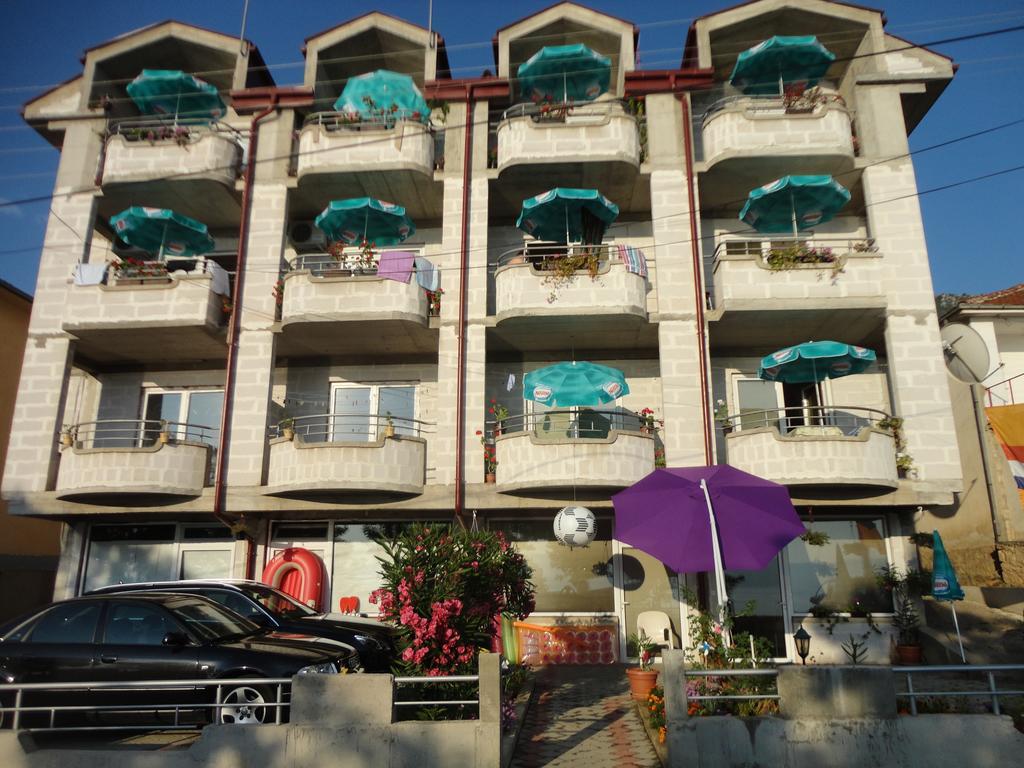 Apartmani Bakule Peštani Exteriér fotografie